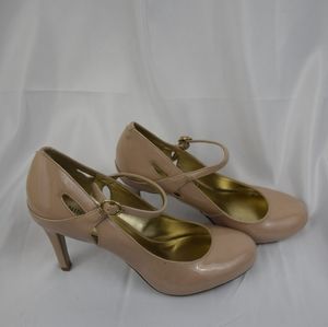 Nine West peach pink pumps cute rounded